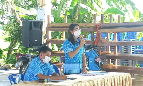 พิษณุโลกนางพีรกานต์ ทองเชื้อ นายก.อบต.วังพิกุล พร้อมทีมบริหาร เข้าร่วมประชุมผู้นำท้องที่และผู้นำท้องถิ่นตำบลวังพิกุล