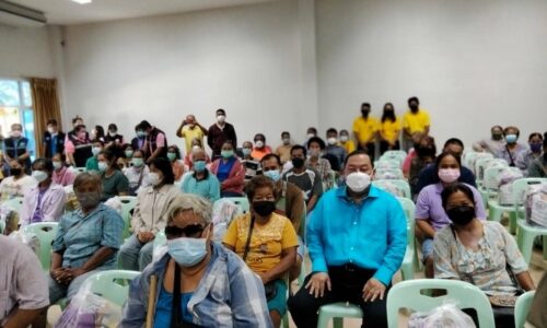 พิษณุโลก “จุติ” เปิดศูนย์ช่วยเหลือสังคม เผยเหตุหนองบัวลำภู ส่งทีม พม.ประกบทุกครัวเรือน 3 เดือน