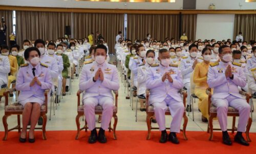 พิษณุโลก ผู้ว่าราชการจังหวัดพิษณุโลกเป็นประธานพิธีบำเพ็ญกุศลและพิธีน้อมรำลึก วันคล้ายสวรรคตพระบาทสมเด็จพระบรมชนกาธิเบศร มหาภูมิพลอดุลยเดช