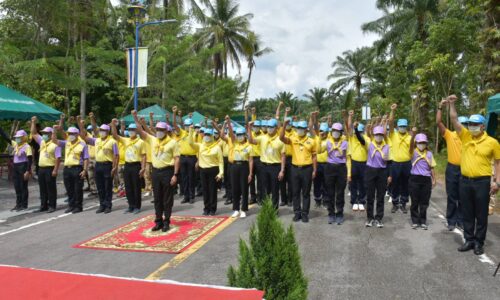 จ.พังงา จัดกิจกรรมจิตอาสาเนื่องในวันสำคัญของชาติไทย