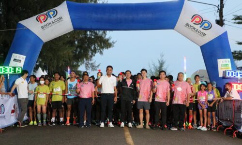 พังงา-สุดคึกคักนักวิ่งไทยเทศกว่า1000คนร่วมงานวิ่ง KHAOLAK RUN HALF MARATHON 2022