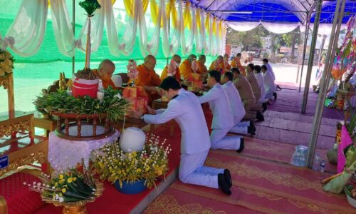 อำเภอไชยปราการ จังหวัดเขียงใหม่ ทำบุญถวายรัชการที่9พร้อมสวดมนต์นพเคราะห์สืบชตาเมืองไชยปราการ