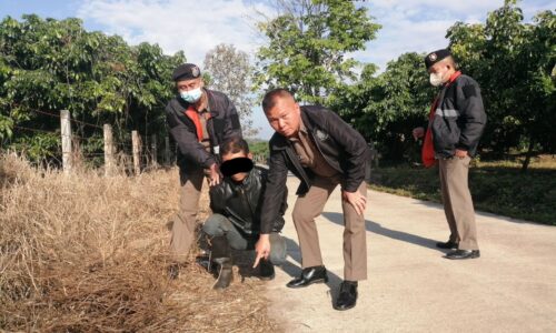 อำเภอไชยปราการ จังหวัดเชียงใหม่ ไล่จับเสพยาบ้าพกพายาเสพติด