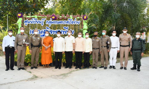 ศรีสะเกษ ชาวพุทธใจบุญสร้างพระแสนพระสุกพระใสเพื่อน้อมถวายเป็นพุทธบูชาและน้อมถวายเป็นเถรบูชาแด่เจ้าประคุณสมเด็จพระมหาธีราจารย์