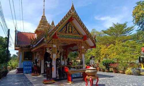 พังงา-แปลก ศรัทธาหลวงพ่อแหวง อริยะสงฆ์วาจาสิทธิ์แห่งอันดามัน ชาวบ้านก่อกองไฟถวายหน้ากุฏิไม่เคยดับ