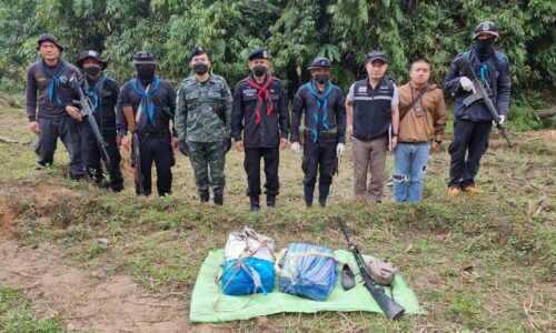 เชียงใหม่ – ทหารพรานปะทะ กลุ่มคาราวานยาเสพติด ยึดยาบ้าได้ 2 เป้ประมาณ 200,000 เม็ด