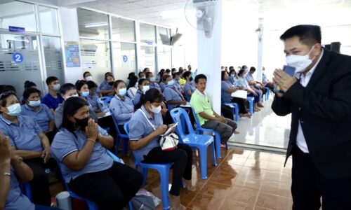 อบจ.พิษณุโลก ร่วมพบปะ อสม. พร้อมตรวจเยี่ยมและติดตามการปฏิบัติงาน