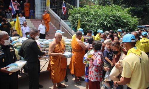 พิษณุโลก กระแสไม่หยุด นทท.ชาวไต้หวันสายมูหลั่งไหล สร้างวัตถุมงคล