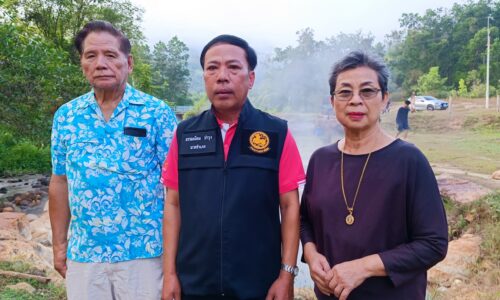 พังงา- นายอำเภอกะปงชวนเที่ยวธรรมชาตินอนแช่น้ำพุร้อน กินไข่ออนเซ็นที่บ่อน้ำร้อนคลองปลายพู่