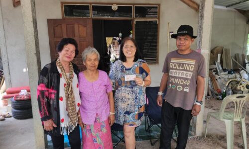 น้องเหมียวให้โชค สาวศรีสะเกษดวงเฮง ถูกรางวัลที่ 1 รับ 6 ล้าน