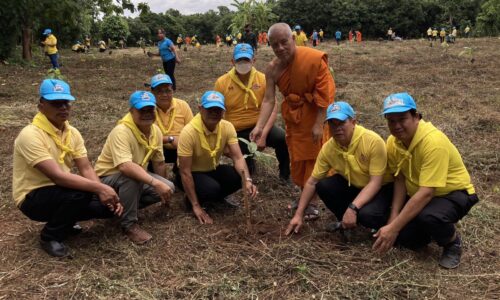 อำเภอไชยปราการ จังหวัดเชียงใหม่ ปลูกต้นไม้เฉลิมพระเกียรติแม่