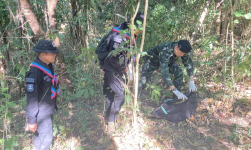 อำเภอแม่อาย จังหวัดเชียงใหม่ – ทหารพรานปะทะคาราวานยาเสพติดดับ 1 ศพ ยึดยา 200,000 เม็ด