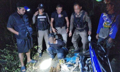 “ศรีสะเกษ” รวบหนุ่มอุบลฯ ควบ จยย.ตระเวนลักสายไฟชาวบ้านกลางดึก