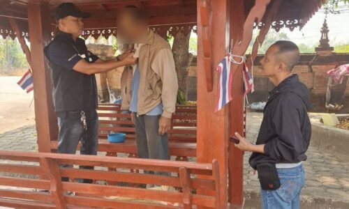 แม่สาย! วิกฤตน้ำมันเป็นเหตุ? หนุ่มใหญ่วัย 51 ย่องลักน้ำมันเบนซินวัดบ้านสันธาตุ สุดท้ายไปไม่รอดถูกรวบส่งดำเนินคดี