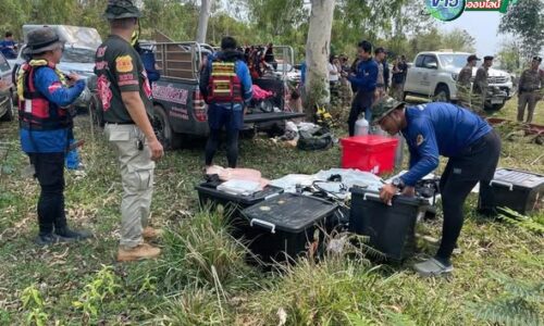 เชียงราย – อุทาหรณ์ตกปลา! เรือล่มกลางหนองน้ำใหญ่เชียงราย เด็ก 15 จมดับคู่ เพื่อนช่วยไม่ทัน