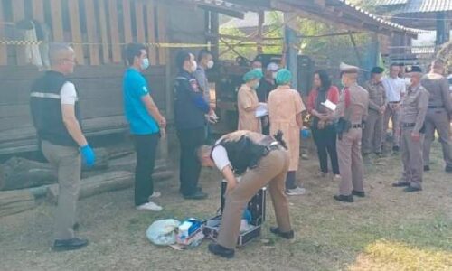ลำปาง – ระแวงจะถูกฆ่าคว้าปืนลูกซองยิงเพื่อนบ้านเสียชีวิต ก่อนยิงตัวตายหนีผิด รวมดับ 2 ศพ