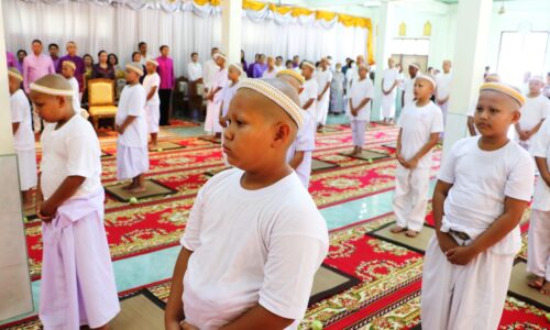 พังงา-บรรพชาสามเณรภาคฤดูร้อน32รูป เฉลิมพระเกียรติ