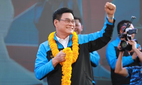 “อลงกรณ์”มั่นใจเกษตรกร 9 ล้านครัวเรือน สนับสนุน”พรรคประชาธิปัตย์”