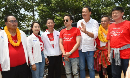 ศรีสะเกษ เศรษฐาเพื่อไทยประกาศหากเป็นนายก รมต.จะกำจัดยาเสพติดให้สิ้นซาก
