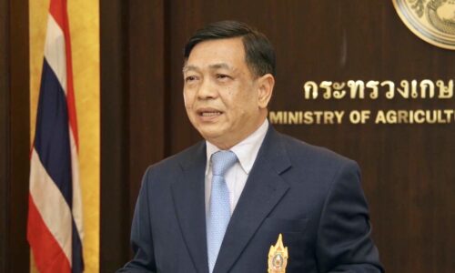 อลงกรณ์”ชูผลงานประชาธิปัตย์ส่งออกสินค้าประมงสูงสุดในรอบ9ปี