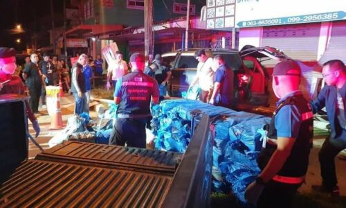 เชียงราย – จนท.ตร.พลีชีพ ปะทะเดือดแก๊งยานรก ขนมา 6 ล้านเม็ด ซิ่งหนีชนดะ ยิงสู้เจอวิสามัญดับ 1