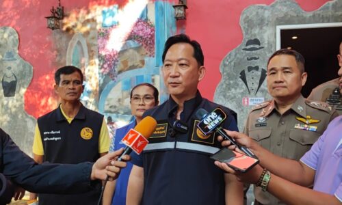 ปทุมธานี ผวจ.ลงพื้นที่สั่งปิดผับดังย่านหทัยราษฎร์5ปีหลังกรมการปกครองบุกจับพบนักเที่ยวอัพยาอื้อ