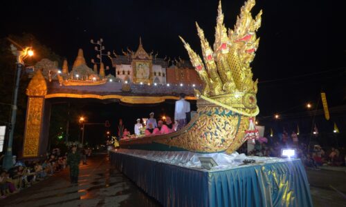 ถิ่นวัฒนธรรมทั่วไทยไปกับพี่หนุ่ม,สุทนวันศุกร์