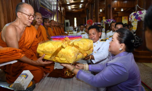 ศรีสะเกษ สมเด็จพระกนิษฐาธิราชพระราชทานผ้ากฐินพระราชทานวัดไพรพัฒนา
