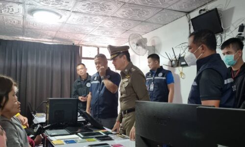 ตำรวจ บก.สส.ภ.5 ทลายสำนักงานเว็บไซต์พนันออนไลน์เครือข่าย https://www.igood99.com 3. https://lanna789.com เงินมุนเวียน 30-35 ล้านบาท ต่อเดือน