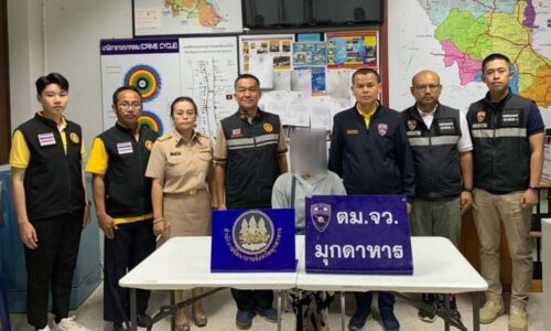 มุกดาหาร – ตม.รวบสาวลาว ขับสามล้อรับจ้างแย่งอาชีพคนไทย