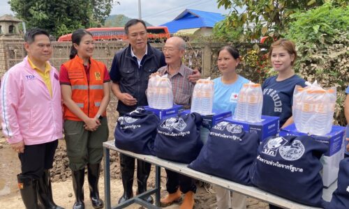อำเภอแม่อาย จังหวัดเชียงใหม่ รองนายกรัฐมนตรีติดตามเรื่องน้ำท่วมอำเภอแม่อาย