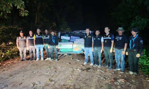 มุกดาหาร ทหารพราน 2105 ตรวจยึดเนื้อสุกรแช่แข็งกว่า 1,500 กก