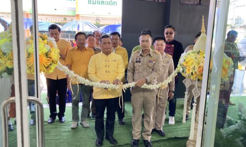 จังหวัดเชียงใหม่ – เปิดศูนย์ศิลปวัฒนธรรมศูนย์แสดงสินค้าและการท่องเที่ยวของอำเภอฝาง