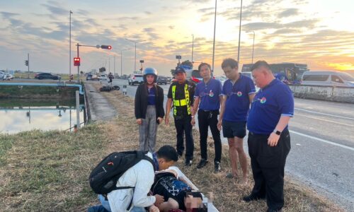 ท่าอากาศยานสุวรรณภูมิ ชื่นชมพนักงานทำความดี ช่วยเหลือผู้ประสบอุบัติเหตุ