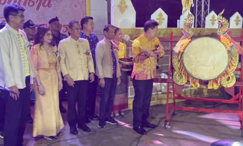 แข่งขันขบวนแห่พระเจ้าพรหมสร้างเมือง อำเภอไชยปราการ จังหวัดเชียงใหม่