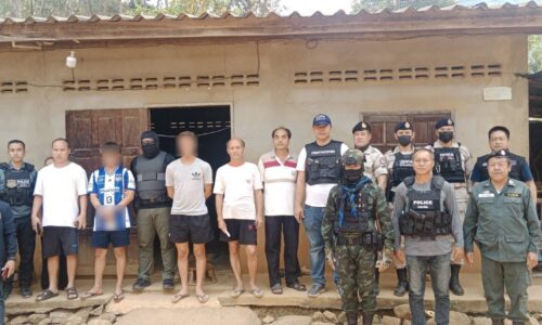 ปส. ตร.เชียงแสน สกัดจับ 2 ชาวเขาขนยาบ้า 3 ล้านเม็ด ผู้ต้องหา ซิ่งจยย. หนีระทึก