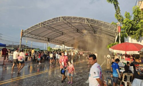 ปทุมธานี ปลัดทน.รังสิตสั่งเปิดอุโมงค์น้ำเล่นต่อไม่แคร์เหตุวัยรุ่นรังสิตแทงนศ. วิศวะตาย อดีตนายกติงจัดหลายวันกระทบ ปชช.