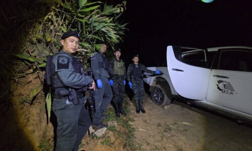 เชียงราย – กกล.ผาเมืองปะทะเดือดชายแดนแม่ฟ้าหลวง! ทัพเจ้าตากสกัดจับแก๊งขนยาบ้า ยึดได้กว่า 2.8 ล้านเม็ด