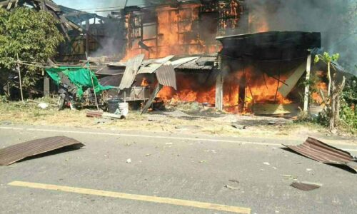 ผู้ว่าฯศรีสะเกษ กำชับห้ามประชาชนกลับเข้าบ้านในพื้นที่ชายแดนเด็ดขาด เพื่อความปลอดภัย