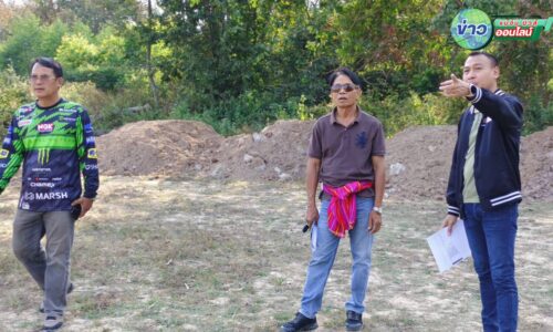 “ศรีสะเกษ” ชาวบ้านงง ทุ่มงบหลักแสนปรับปรุงสนามกีฬา สร้างเสร็จไม่นานปล่อยร้างกลายเป็นสนามหญ้า