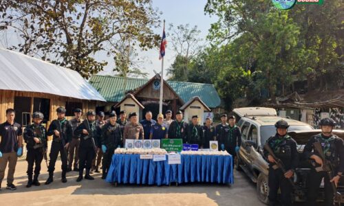 เชียงราย – “ทหารพราน 31 สนธิกำลัง ตชด. ตัดวงจรค้ายาชายแดนเชียงราย ยึดยาบ้า 252,000 เม็ด”