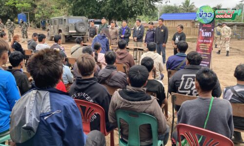 เชียงใหม่ – ระทึก! เสียงปืนสนั่นดอยเวียงผา ยิงขู่เจ้าหน้าที่หวังรุกป่าปลูกขิง นายอำเภอไชยปราการรุดเจรจา ยื่นคำขาดหยุดเผา-หยุดรุก แลกสิทธิ์ขอไฟฟ้า