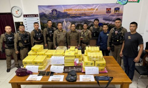 เชียงราย – รวบแก๊งขนยาคาด่านเมืองเชียงราย! ยึดยาบ้า 1.64 ล้านเม็ด ซุกกระสอบท้ายรถเตรียมกระจายยา