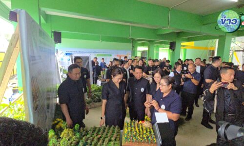 รมช.ปิยะรัฐชย์ – รมช.วัชระพล แท็กทีมเปิด “คลินิกเกษตรเคลื่อนที่ฯ” เชียงราย ประกาศลั่น ยุคใหม่พร้อมเป็น ‘เพื่อนร่วมงาน’ เคียงข้างเกษตรกร